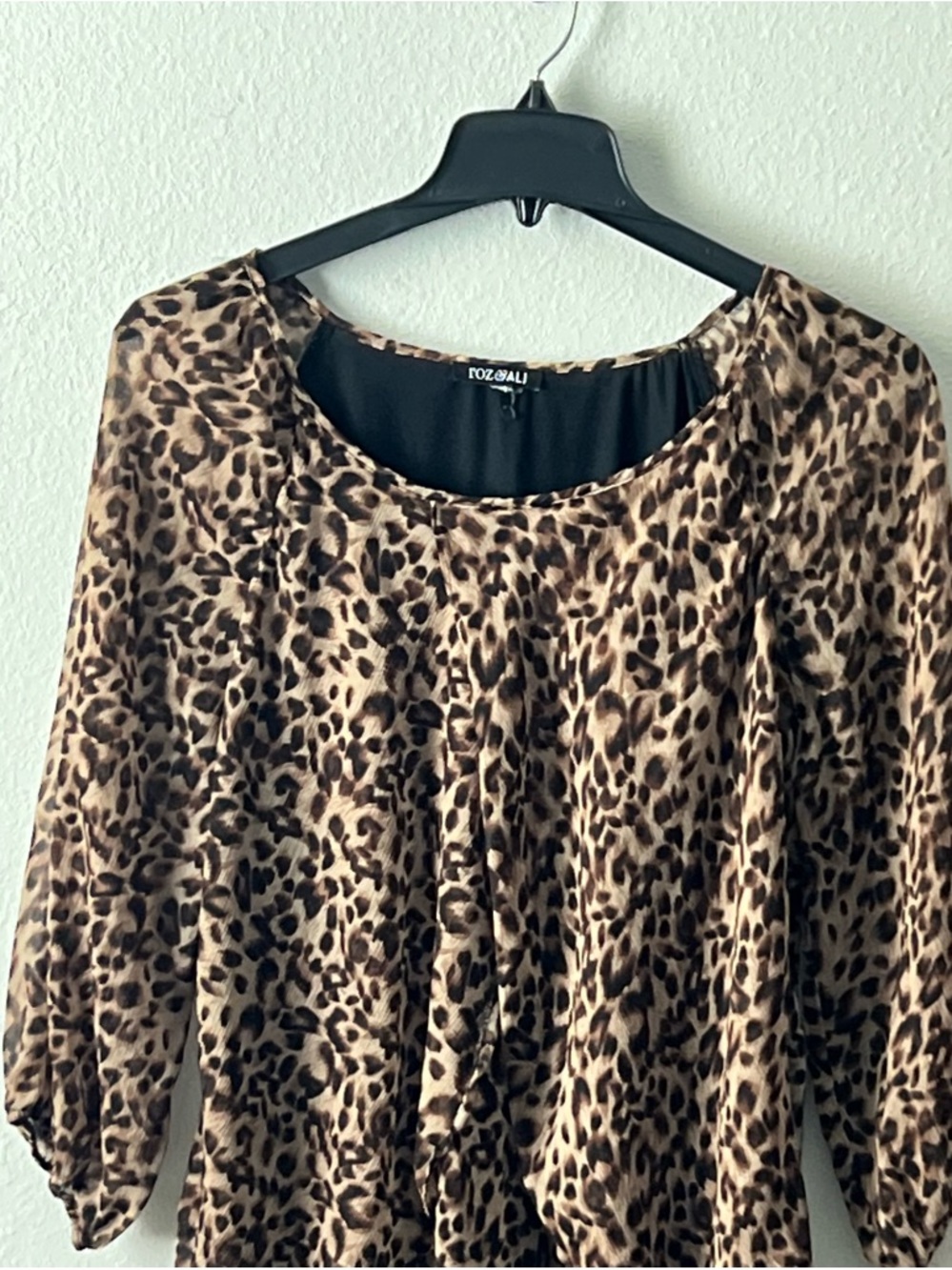 Roz & Ali Brown Leopard Print Scoop Neck Tunic, Size 1X - Picture 2 of 12